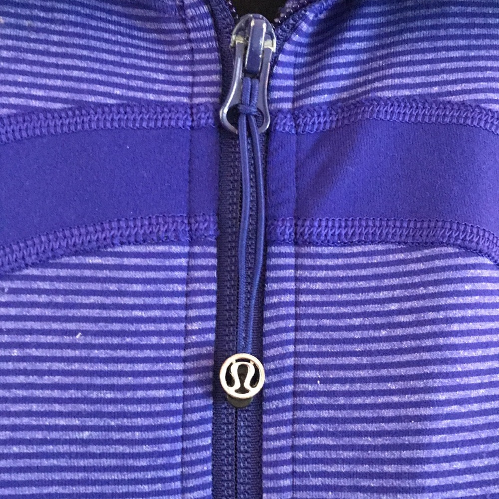 $138 Lululemon In Stride Zip Up jacket Size 6 Rare Color purple blue striped - Picture 2 of 13